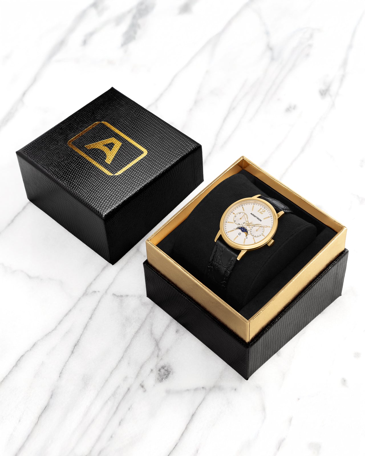 Eugen™ | 42mm, Black Leather-Men-Armitron