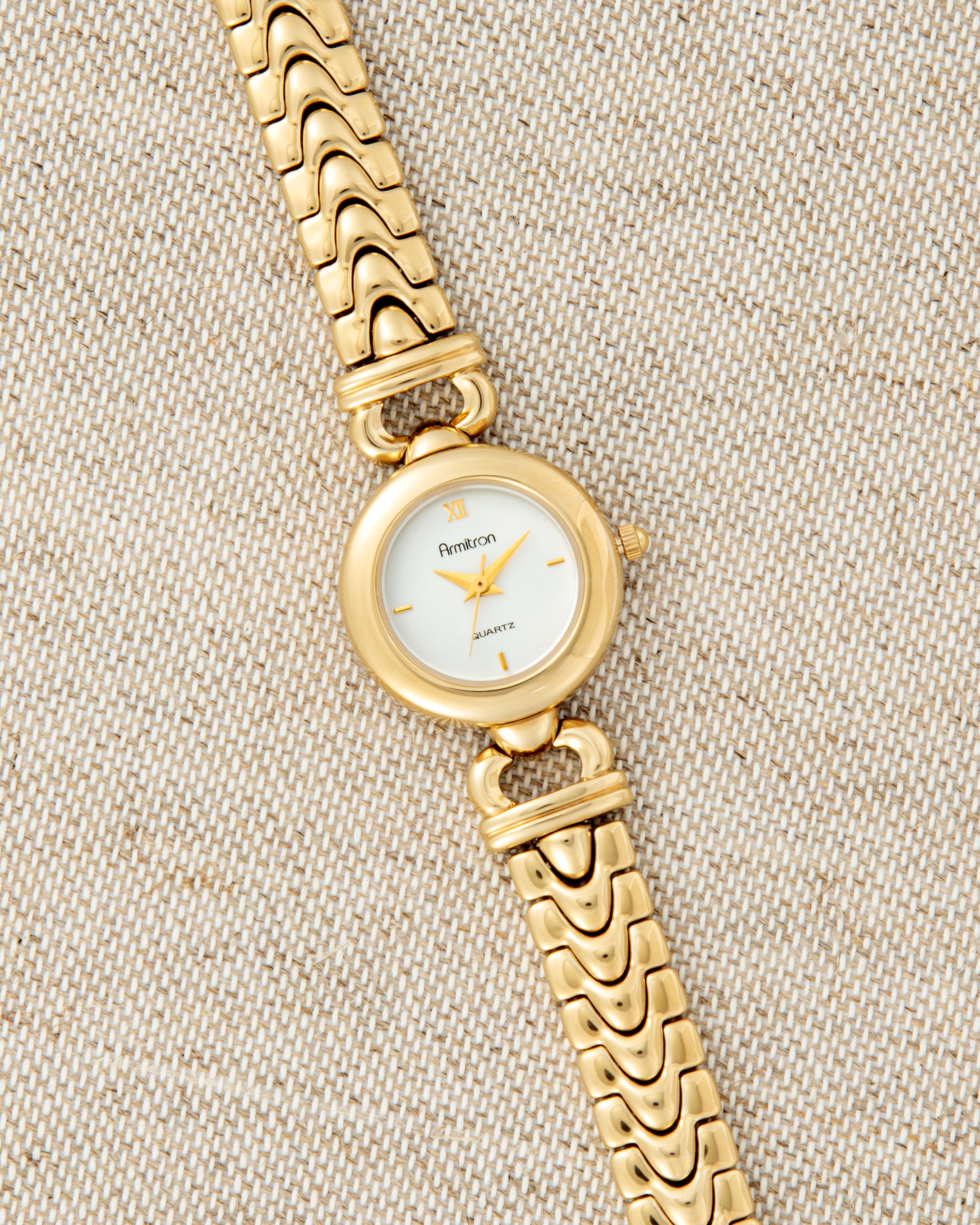 Vintage5468™ | Gold-Women-Armitron